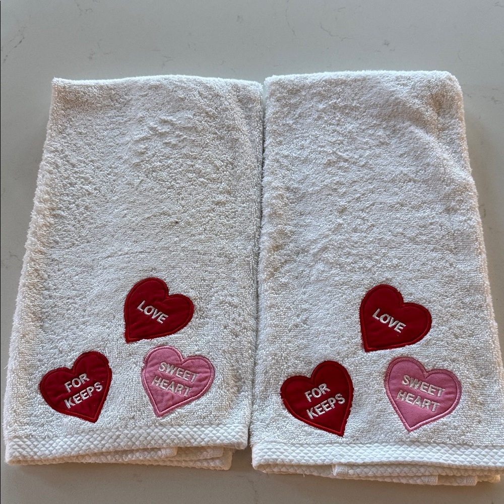 Valentines Towels Heart Embroidered White Bath New! ✨
